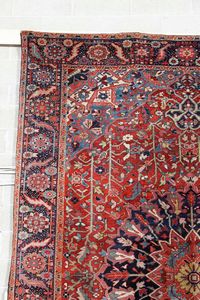 Tappeto Heritz, nord ovest Persia fine XIX inizio XX secolo  - Asta Tappeti Antichi - Associazione Nazionale - Case d'Asta italiane