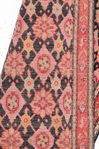 Passatoia Karabagh, fine XIX inizio XX secolo  - Asta Tappeti Antichi - Associazione Nazionale - Case d'Asta italiane