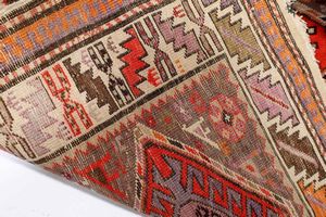 Tappeto Shirvan Caucaso, fine XIX secolo  - Asta Tappeti Antichi - Associazione Nazionale - Case d'Asta italiane