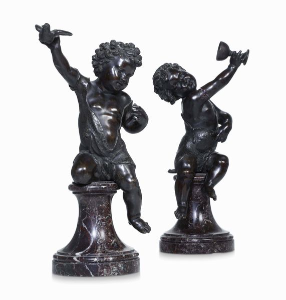 Coppia di putti festanti. Bronzo fuso e cesellato e patinato. Fonditore d�oltralpe del XVIII secolo  - Asta Scultura e Oggetti d'Arte - Associazione Nazionale - Case d'Asta italiane