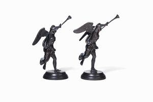 Allegorie della fama. Bronzo fuso e patinato. Arte d�oltralpe del XVIII-XIX secolo  - Asta Scultura e Oggetti d'Arte - Associazione Nazionale - Case d'Asta italiane