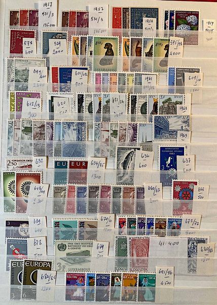 1930/1970, Europa, classificatore.  - Asta Filatelia e Storia Postale - Associazione Nazionale - Case d'Asta italiane