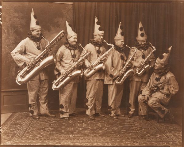 Anonimo : Senza titolo (Trombettisti)  - Asta Fotografia  - Associazione Nazionale - Case d'Asta italiane