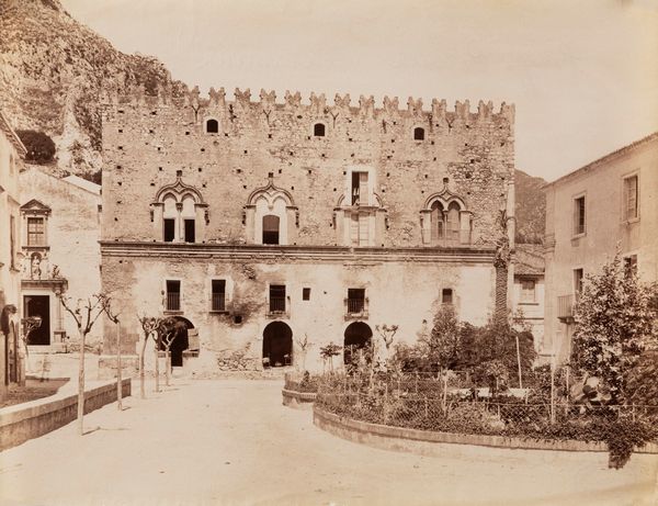 Giuseppe Bruno : Taormina, Palazzo Corvaia  - Asta Fotografia  - Associazione Nazionale - Case d'Asta italiane