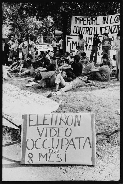 Tano D'Amico : Senza titolo (Manifestazione)  - Asta Fotografia  - Associazione Nazionale - Case d'Asta italiane