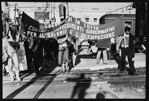 Tano D'Amico : Senza titolo (Manifestazione)  - Asta Fotografia  - Associazione Nazionale - Case d'Asta italiane