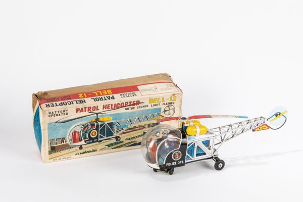 Modern Toys : Grande Elicottero Patrol Bell  - Asta Giocattoli - Associazione Nazionale - Case d'Asta italiane