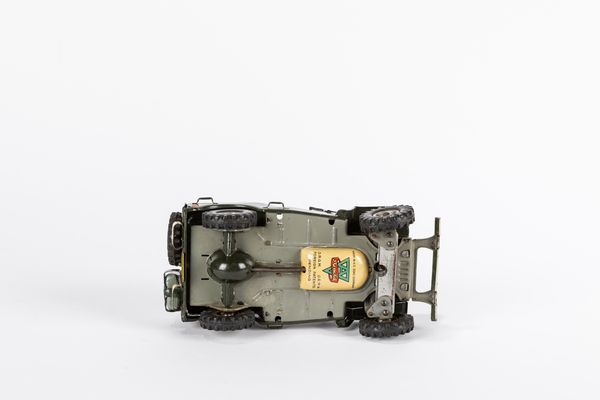 Arnold : Jeep Military 2.500  Police  - Asta Giocattoli - Associazione Nazionale - Case d'Asta italiane