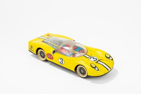 Marchesini Bologna : 2 auto modello Porsche N. 3 gialle  - Asta Giocattoli - Associazione Nazionale - Case d'Asta italiane