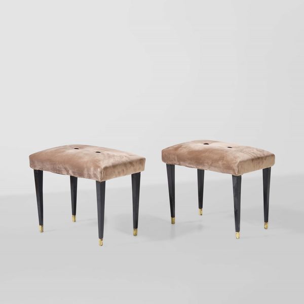 Coppia di pouf  - Asta Design Lab - Associazione Nazionale - Case d'Asta italiane