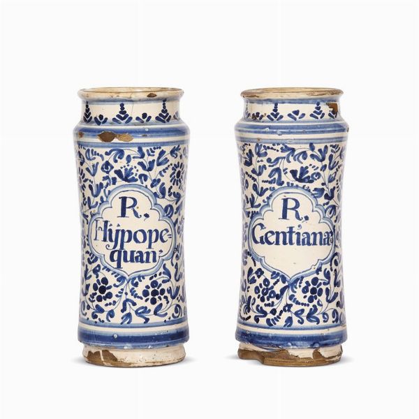 COPPIA DI ALBARELLI, CATALOGNA, 1750 CIRCA  - Asta Mobili, oggetti d'arte e sculture da collezioni private  - Associazione Nazionale - Case d'Asta italiane