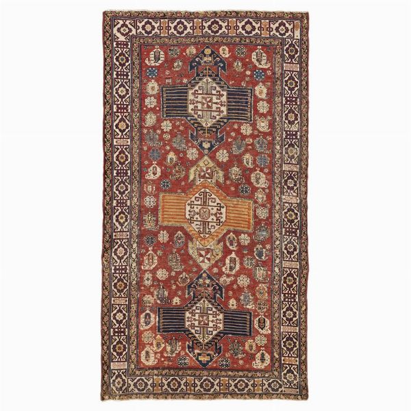 TAPPETO, CAUCASO, INIZIO SECOLO XX  - Asta Mobili, oggetti d'arte e sculture da collezioni private  - Associazione Nazionale - Case d'Asta italiane