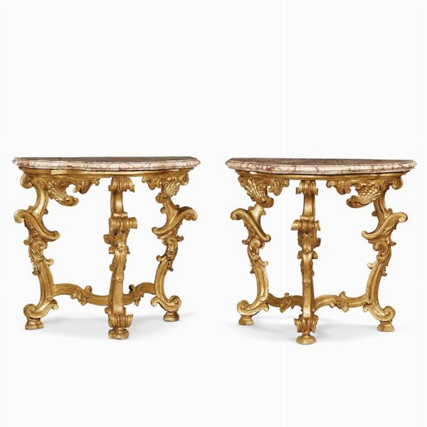 COPPIA DI CONSOLES, ITALIA CENTRALE, MET&Agrave; SECOLO XVIII  - Asta Mobili, oggetti d'arte e sculture da collezioni private  - Associazione Nazionale - Case d'Asta italiane