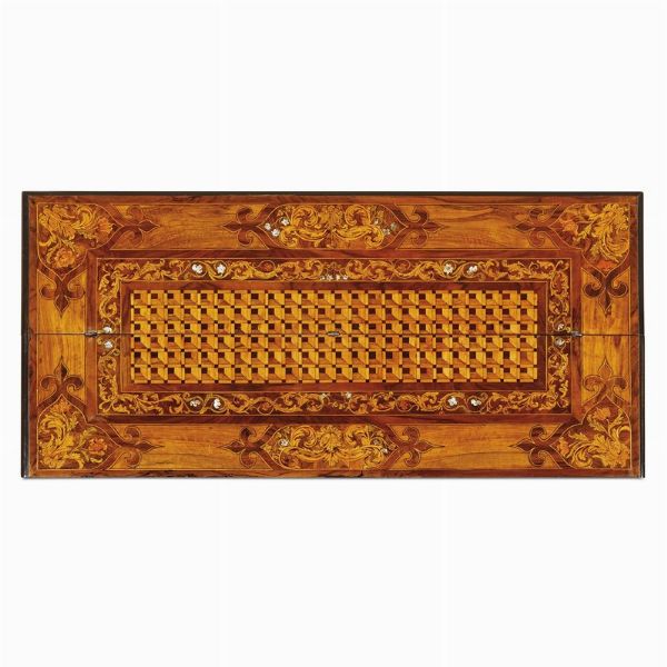 CASSETTONE A RIBALTA, LOMBARDIA, FINE SECOLO XVII  - Asta Mobili, oggetti d'arte e sculture da collezioni private  - Associazione Nazionale - Case d'Asta italiane