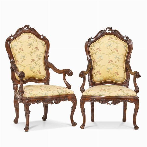 COPPIA DI GRANDI POLTRONE, VENEZIA, MET&Agrave; SECOLO XVIII  - Asta Mobili, oggetti d'arte e sculture da collezioni private  - Associazione Nazionale - Case d'Asta italiane