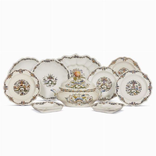 ASSORTIMENTO DI SERVIZIO DA TAVOLA, NOVE, MANIFATTURA P. ANTONIBON O G.M. BACCIN, 1760-1780 CIRCA  - Asta Mobili, oggetti d'arte e sculture da collezioni private  - Associazione Nazionale - Case d'Asta italiane