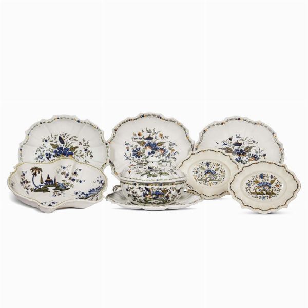 ASSORTIMENTO DI SERVIZIO DA TAVOLA, NOVE, MANIFATTURA PASQUALE ANTONIBON, 1740-1770 CIRCA  - Asta Mobili, oggetti d'arte e sculture da collezioni private  - Associazione Nazionale - Case d'Asta italiane