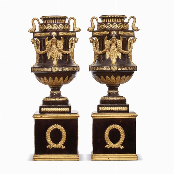 COPPIA DI VASI DECORATIVI, ESTE, MANIFATTURA FRANCHINI, FINE SECOLO XVIII  - Asta Mobili, oggetti d'arte e sculture da collezioni private  - Associazione Nazionale - Case d'Asta italiane