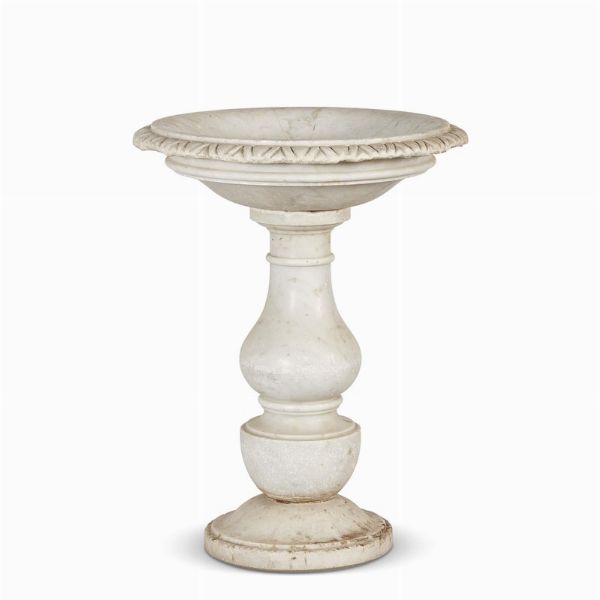 VASCA DA CENTRO, ITALIA CENTRALE, FINE SECOLO XVII  - Asta Mobili, oggetti d'arte e sculture da collezioni private  - Associazione Nazionale - Case d'Asta italiane