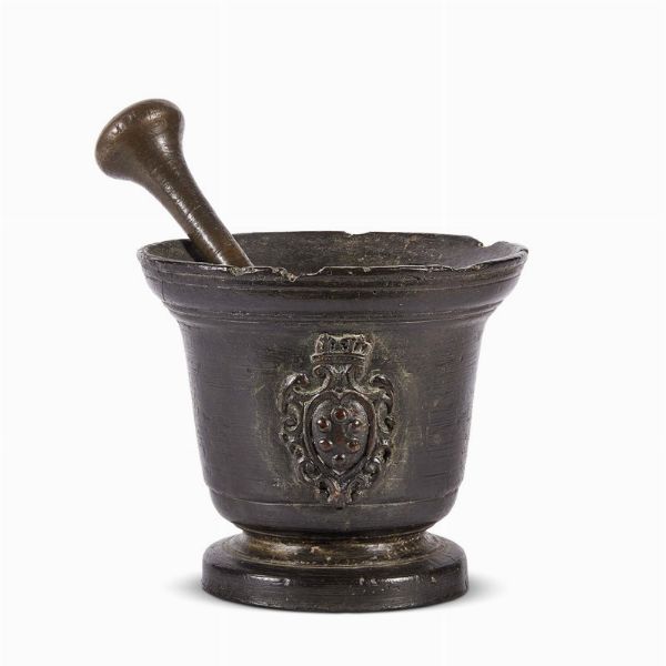 MORTAIO CON PESTELLO, FIRENZE, SECOLO XVII  - Asta Mobili, oggetti d'arte e sculture da collezioni private  - Associazione Nazionale - Case d'Asta italiane