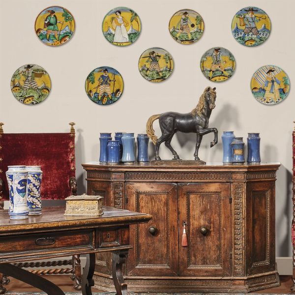 PIATTO, MONTELUPO, PRIMA MET� SECOLO XVII  - Asta Mobili, oggetti d'arte e sculture da collezioni private  - Associazione Nazionale - Case d'Asta italiane