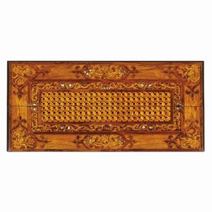 CASSETTONE A RIBALTA, LOMBARDIA, FINE SECOLO XVII  - Asta Mobili, oggetti d'arte e sculture da collezioni private  - Associazione Nazionale - Case d'Asta italiane