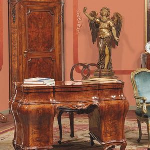 SCRIVANIA DA CENTRO, VENEZIA, MET SECOLO XVIII  - Asta Mobili, oggetti d'arte e sculture da collezioni private  - Associazione Nazionale - Case d'Asta italiane