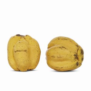 DUE MELE COTOGNE, FIRENZE, BOTTEGA DI GIOVANNI DELLA ROBBIA, 1520 CIRCA  - Asta Mobili, oggetti d'arte e sculture da collezioni private  - Associazione Nazionale - Case d'Asta italiane