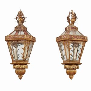 COPPIA DI LANTERNE, ITALIA MERIDIONALE, FINE SECOLO XVIII  - Asta Mobili, oggetti d'arte e sculture da collezioni private  - Associazione Nazionale - Case d'Asta italiane