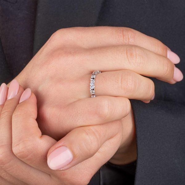 ANELLO ETERNITY  - Asta Gioielli - Associazione Nazionale - Case d'Asta italiane