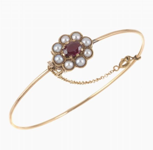 BRACCIALE RIGIDO FLOREALE  - Asta Gioielli - Associazione Nazionale - Case d'Asta italiane