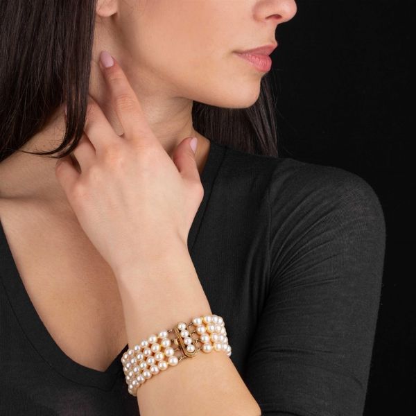 BRACCIALE DI PERLE  - Asta Gioielli - Associazione Nazionale - Case d'Asta italiane