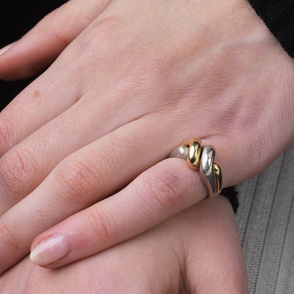 ANELLO A DOPPIA FEDE  - Asta Gioielli - Associazione Nazionale - Case d'Asta italiane