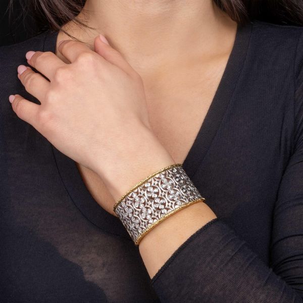 BRACCIALE RIGIDO CON DIAMANTI  - Asta Gioielli - Associazione Nazionale - Case d'Asta italiane