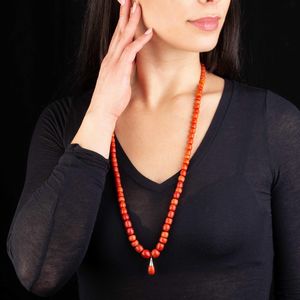 LUNGA COLLANA IN CORALLO  - Asta Gioielli - Associazione Nazionale - Case d'Asta italiane