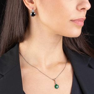 PAIO DI ORECCHINI CON COLLANA  - Asta Gioielli - Associazione Nazionale - Case d'Asta italiane