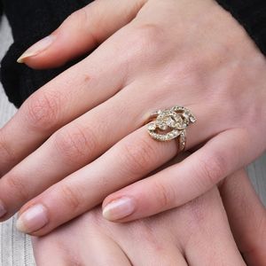 ANELLO CON DIAMANTI  - Asta Gioielli - Associazione Nazionale - Case d'Asta italiane