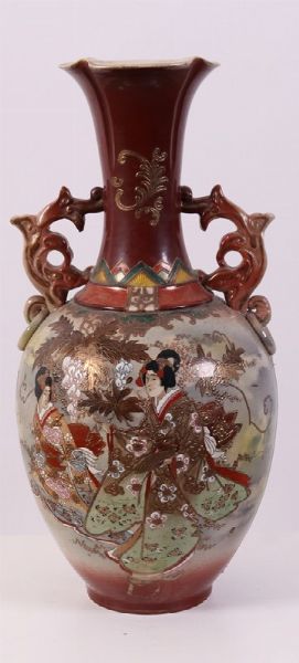 Coppia di vasi biansati in porcellana policroma  - Asta Parade - Arredi e dipinti antichi  - Associazione Nazionale - Case d'Asta italiane