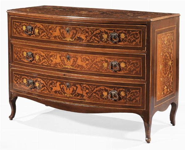 Cassettone lastronato e intarsiato in legno di noce, mogano e ciliegio  - Asta Parade - Arredi e dipinti antichi  - Associazione Nazionale - Case d'Asta italiane
