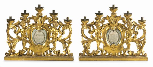 Coppia di candelieri in legno intagliato e dorato  - Asta Parade - Arredi e dipinti antichi  - Associazione Nazionale - Case d'Asta italiane