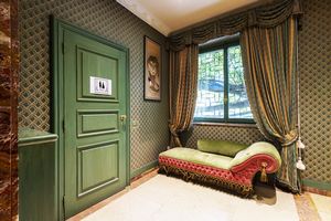 Villa Paradeisos, Varese : Prestigiosa villa signorile, unica nel suo genere, con parco privato e vista lago  - Asta Un angolo di Paradeisos - Associazione Nazionale - Case d'Asta italiane