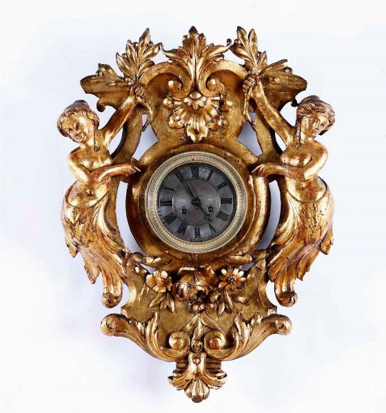 Pendola da muro con cassa in legno intagliato e dorato. XIX secolo  - Asta  Antiquariato gennaio | Cambi Time - Associazione Nazionale - Case d'Asta italiane