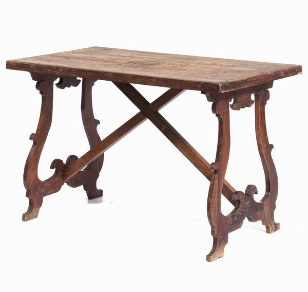 Tavolo in stile fratino in noce  - Asta  Antiquariato gennaio | Cambi Time - Associazione Nazionale - Case d'Asta italiane