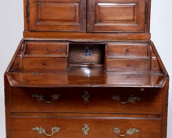 Trumeau in noce. XVIII-XIX secolo  - Asta  Antiquariato gennaio | Cambi Time - Associazione Nazionale - Case d'Asta italiane