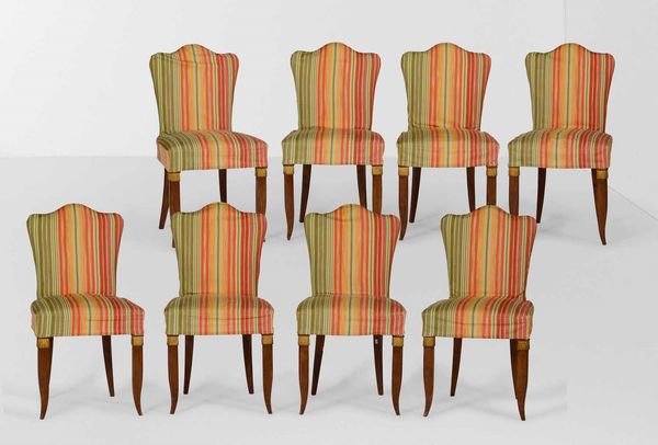 Otto sedie con struttura in legno e rivestimenti in tessuto.  - Asta  Antiquariato gennaio | Cambi Time - Associazione Nazionale - Case d'Asta italiane