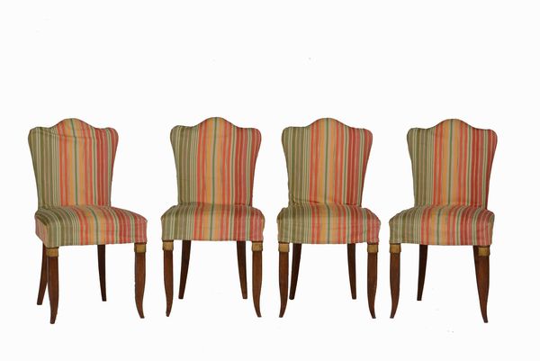 Otto sedie con struttura in legno e rivestimenti in tessuto.  - Asta  Antiquariato gennaio | Cambi Time - Associazione Nazionale - Case d'Asta italiane