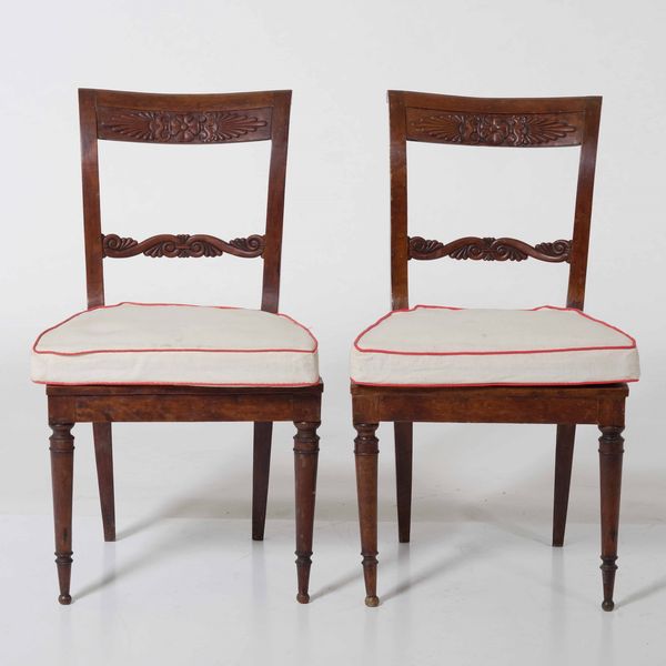 Sei sedie in legno intagliato. XIX secolo  - Asta  Antiquariato gennaio | Cambi Time - Associazione Nazionale - Case d'Asta italiane