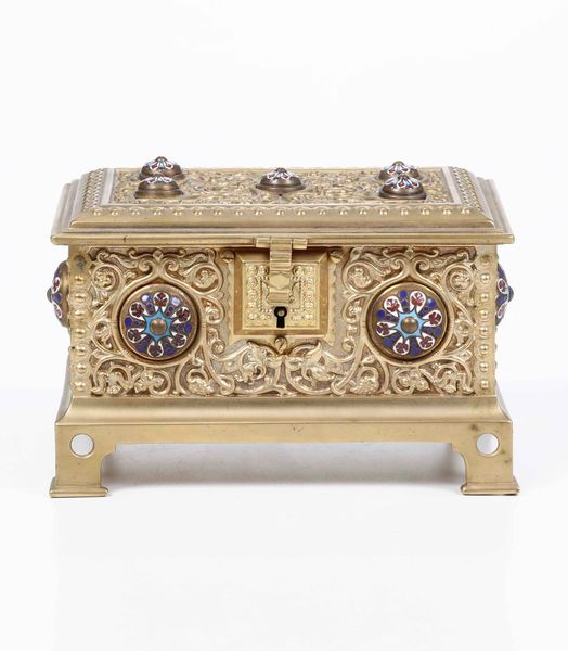 Scrigno in bronzo fuso, cesellato e dorato. XIX secolo  - Asta  Antiquariato gennaio | Cambi Time - Associazione Nazionale - Case d'Asta italiane