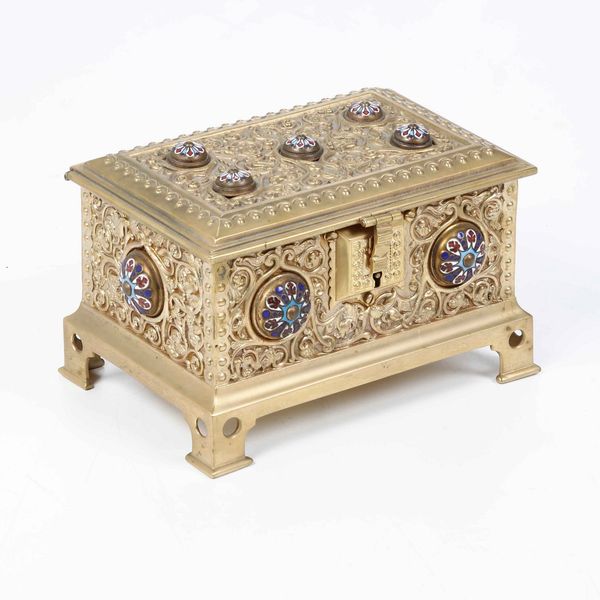 Scrigno in bronzo fuso, cesellato e dorato. XIX secolo  - Asta  Antiquariato gennaio | Cambi Time - Associazione Nazionale - Case d'Asta italiane