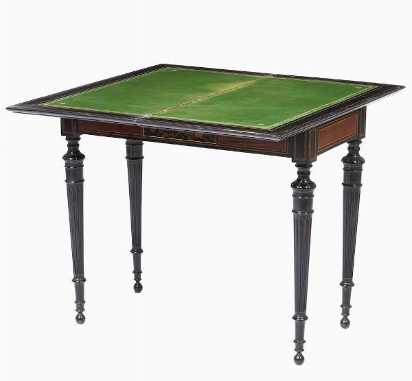 Tavolo da gioco inlegno lastronato ed intarsiato in varie essenze. XIX secolo  - Asta  Antiquariato gennaio | Cambi Time - Associazione Nazionale - Case d'Asta italiane
